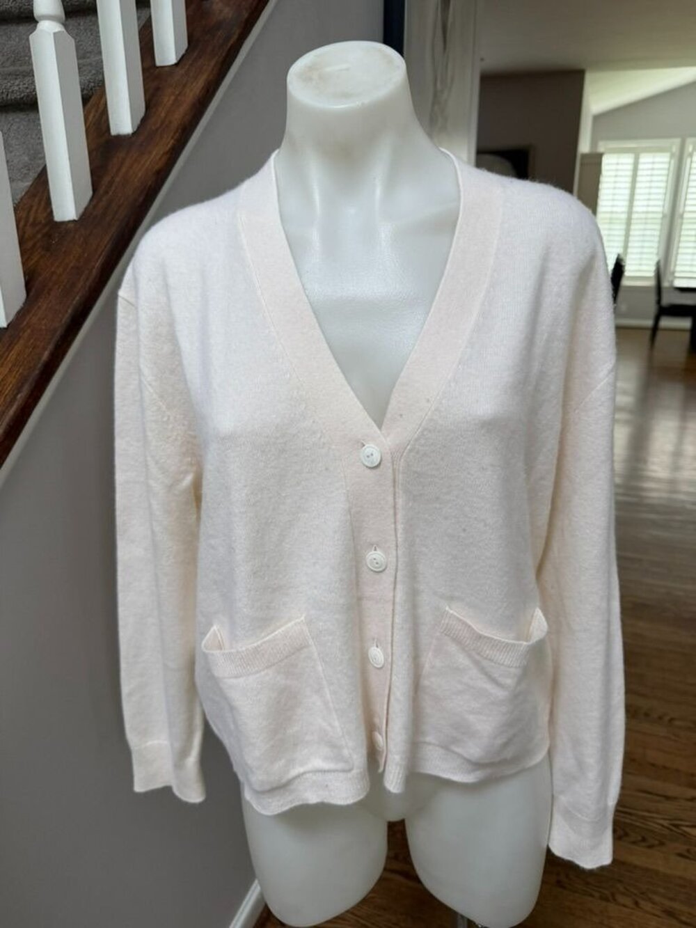 J Crew Cashmere patch-pocket cardigan Ivory Size medium